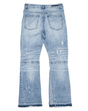 Load image into Gallery viewer, Knee Destroyed Slim Flare Denim
